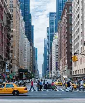 黑料网曝出平台红人前任突然发声揭往事，合约纠纷持续发酵