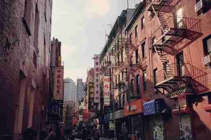 解读抖音成人版背后的大胆创意表达