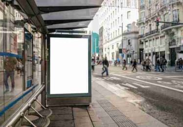 黑料网曝出顶流女星回应争议却越描越黑，翻车现场持续发酵